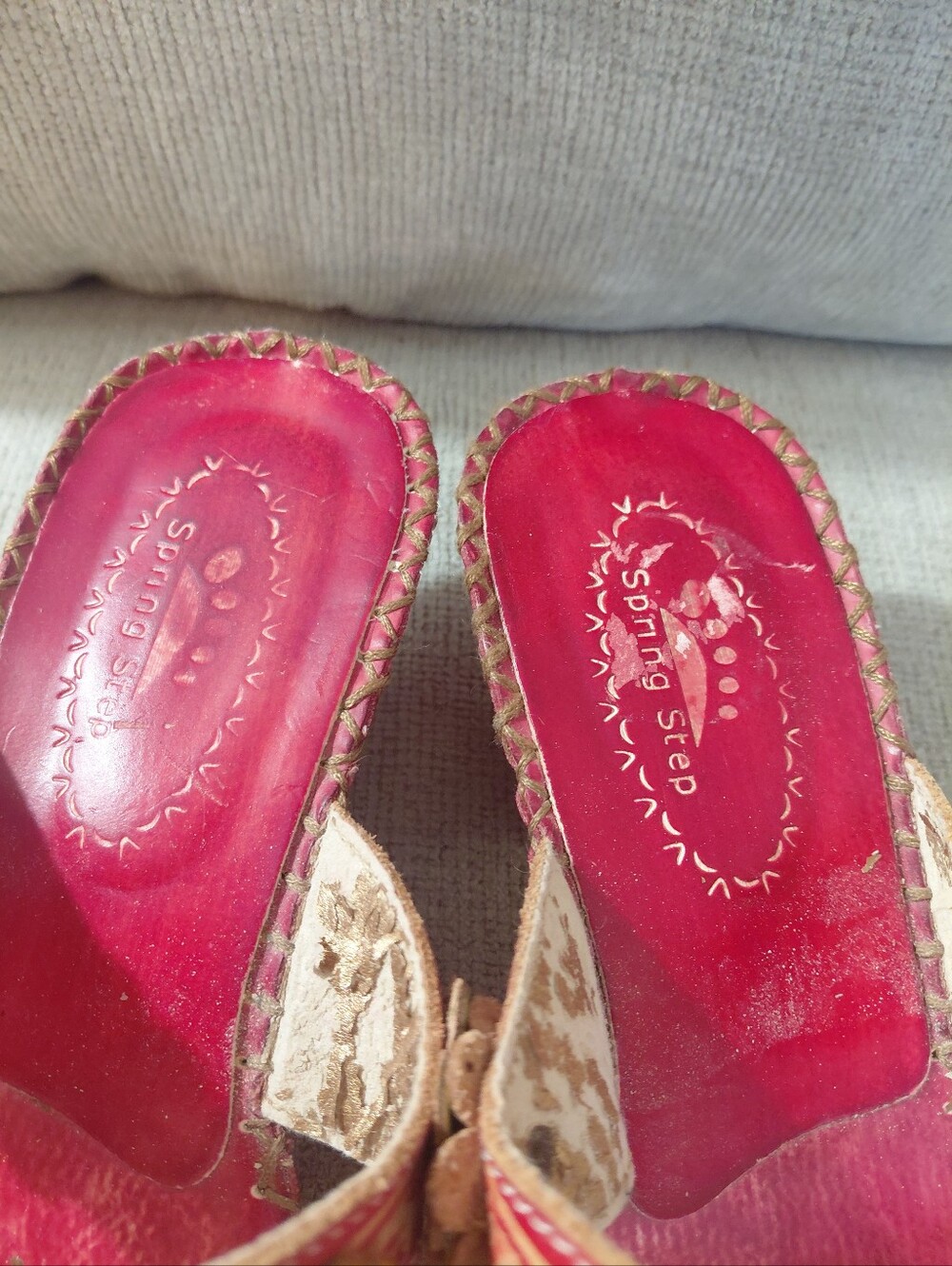 Spring Step Red Floral Leather Slide Kitten Heel Sandals Size 9 - Picture 4 of 12